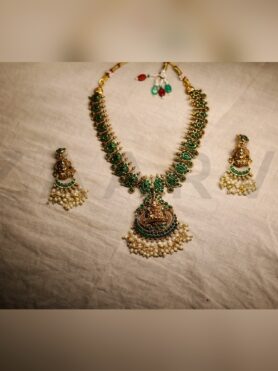 ANTIQUE STYLE LAKSHMI DEVI NECKLACE SET