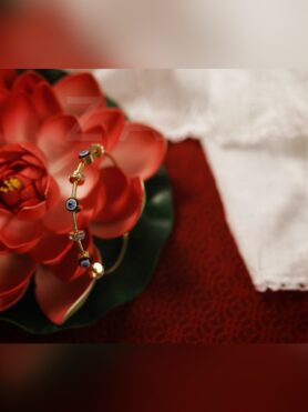 GOLDEN COLOURED EVIL EYE BRACELET